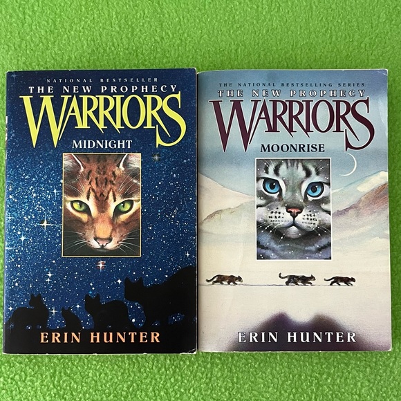 Erin Hunter Warriors books - Picture 1 of 1